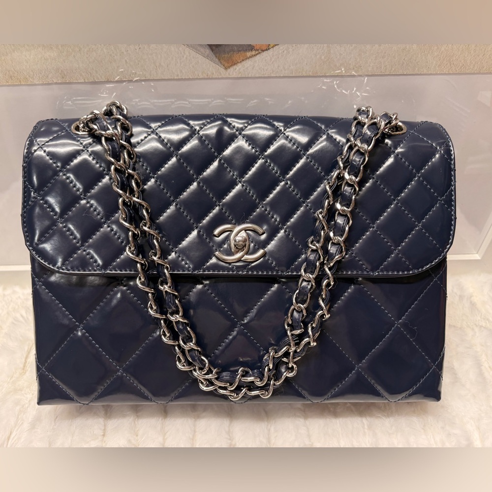 CHANEL-14512968 Blue Glazed Lambskim Jumbo Flap
